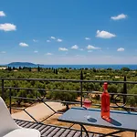 Seaview And Sunsets - Beachside Retreats