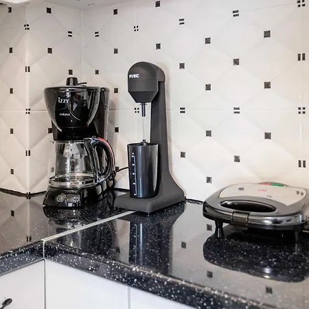 Seaview And Sunsets - Beachside Retreats